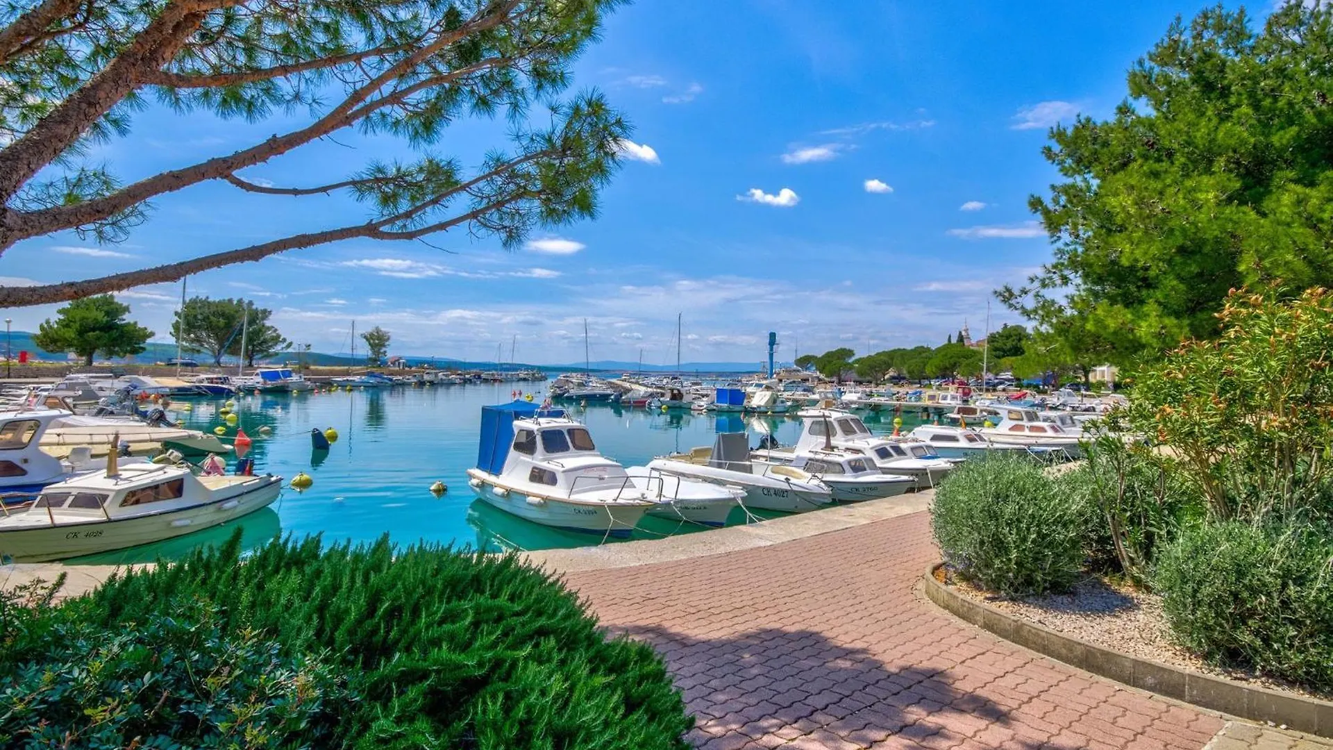One-Bedroom Apartment In Crikvenica 48