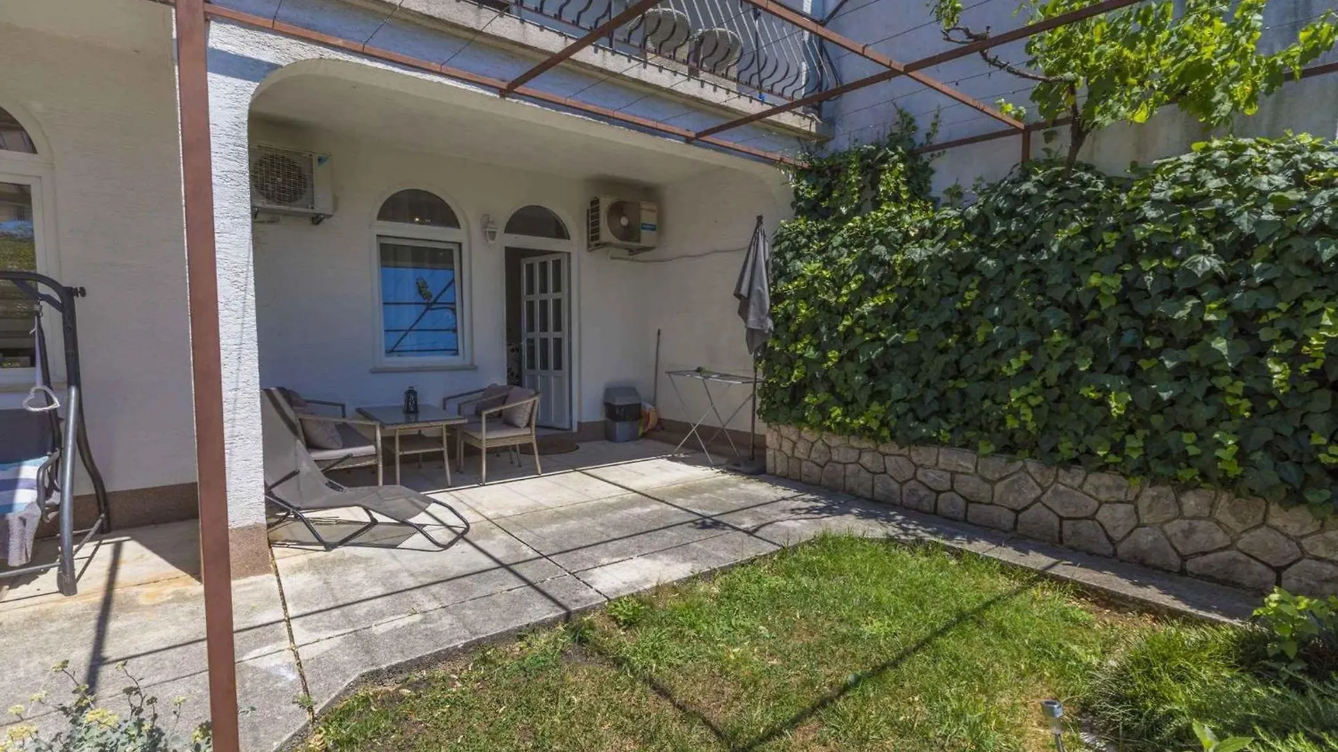 One-Bedroom Apartment In Crikvenica 48