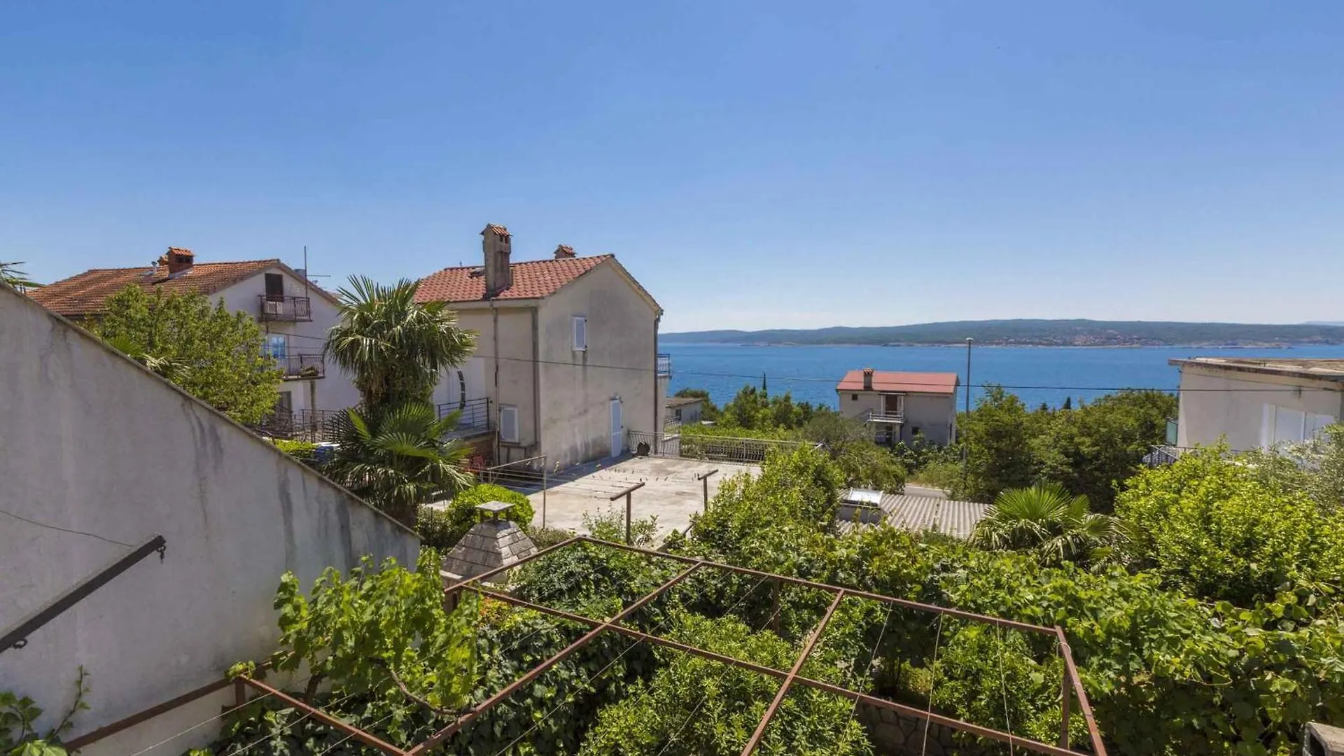 One-Bedroom Apartment In Crikvenica 48