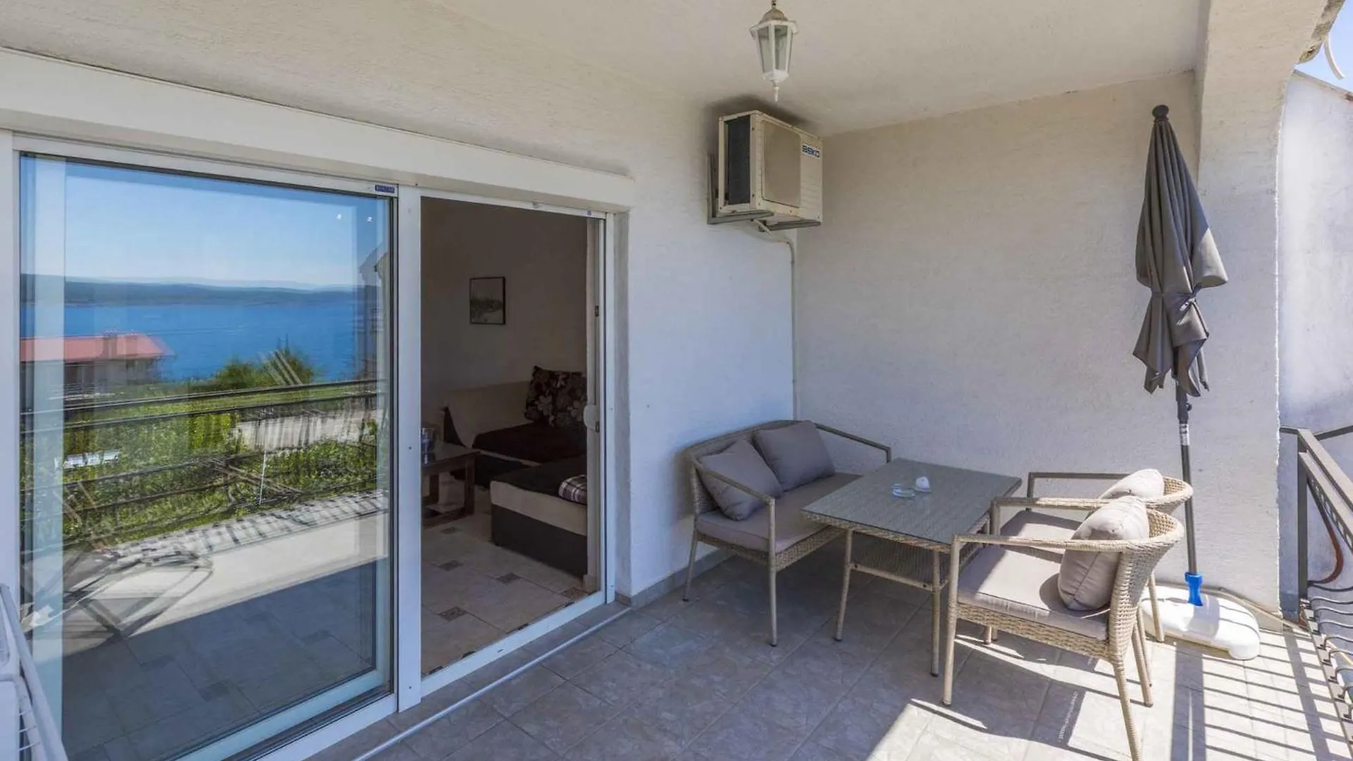One-Bedroom Apartment In Crikvenica 48