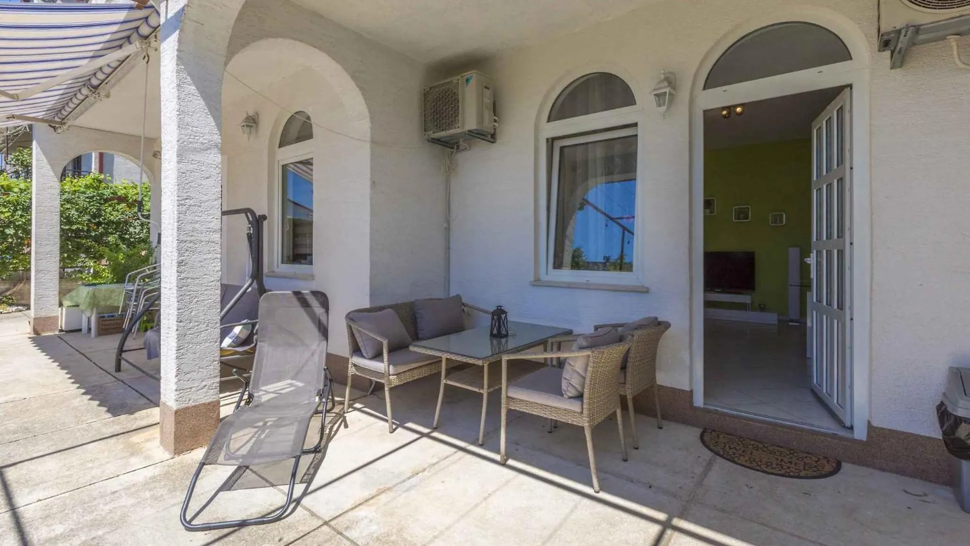 One-Bedroom Apartment In Crikvenica 48