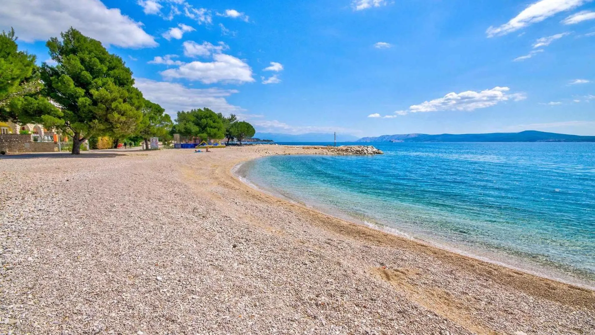 One-Bedroom Apartment In Crikvenica 48 0*,